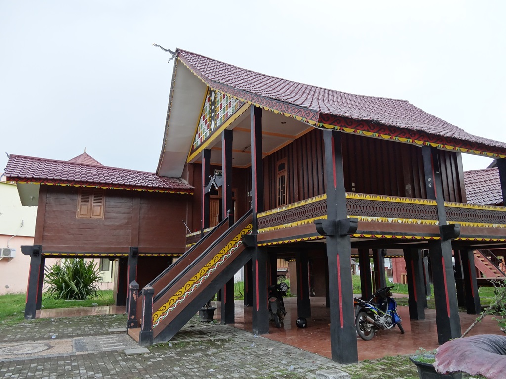 Rumah Adat Alas